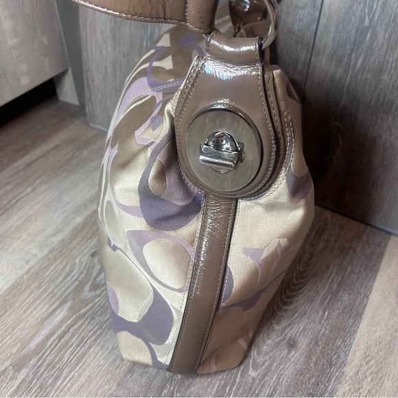 Vintage Coach Beige and Purple Shoulder Bag - Picture 5 of 13